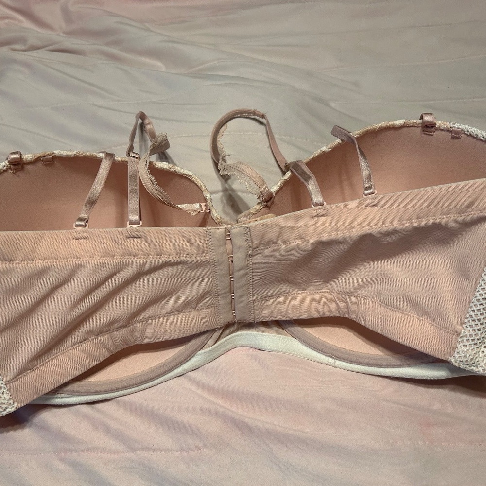Cacique Lace Strapless 42G Underwire Bra - Picture 2 of 4